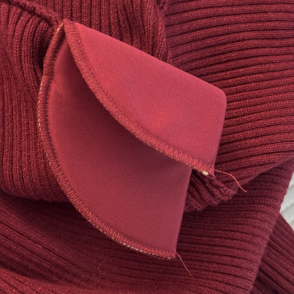 Astr the Label "Gwendolyn" Mock Turtleneck Sweater Dress - Wine Size L - Picture 7 of 9